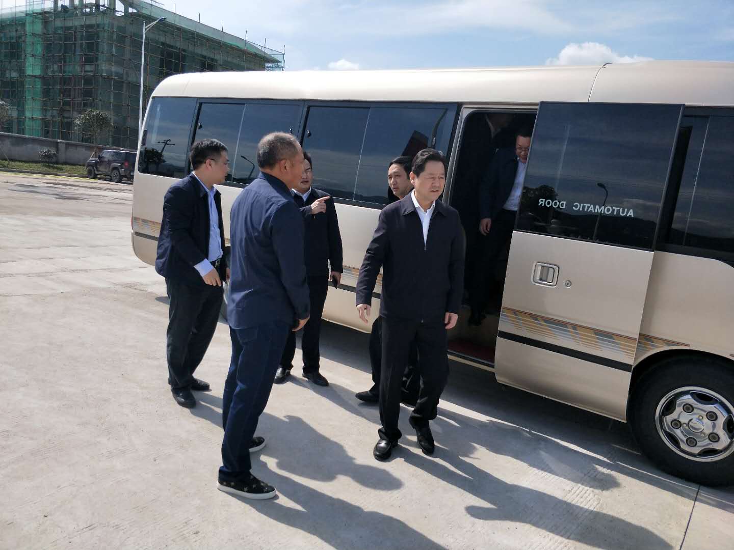 省政協(xié)副主席虢正貴蒞臨萬(wàn)眾集團(tuán)視察調(diào)研工作